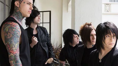Falling in Reverse — photo 3