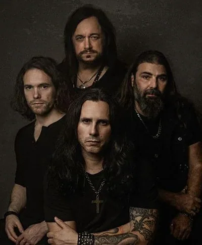 Firewind — foto 1