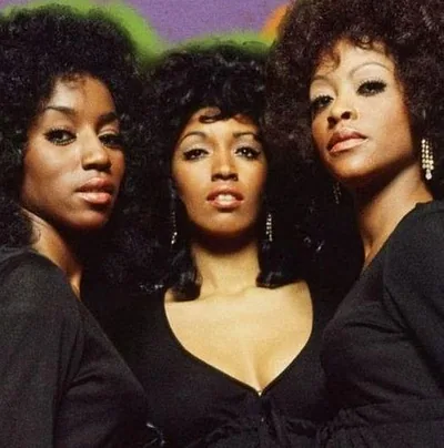 The Three Degrees — foto 2