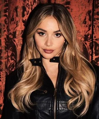 Emma Heesters — foto 1