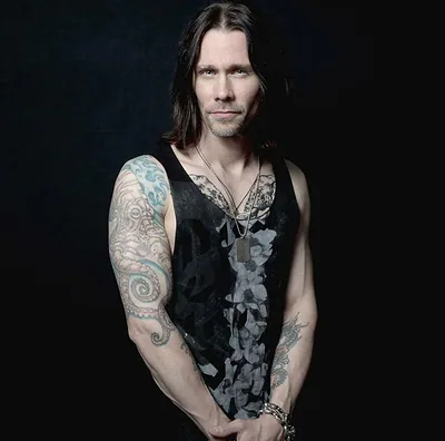 Myles Kennedy — photo 2