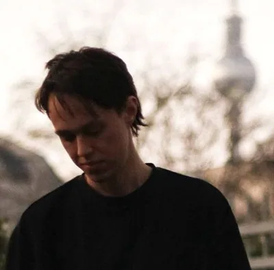 Justyn Nell — foto 1
