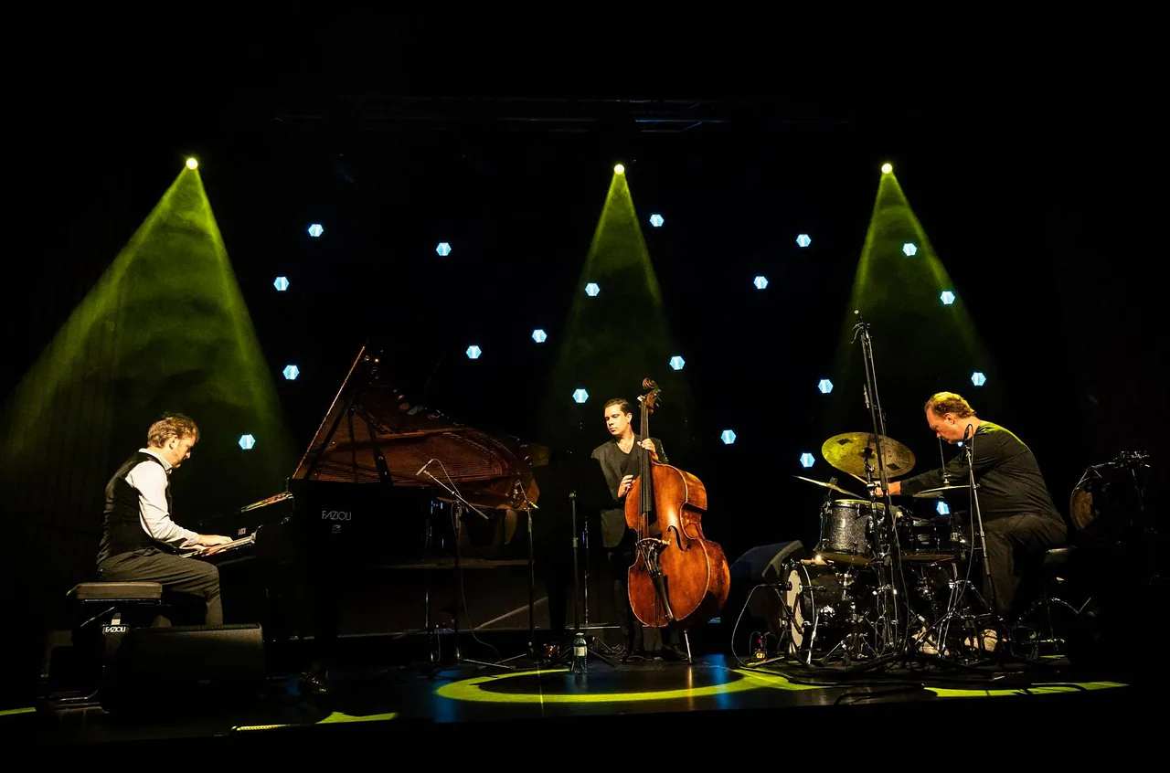 Rembrandt Trio