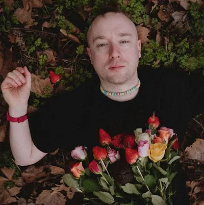 Alex Paxton — foto 1