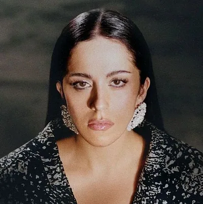 Sara Correia — photo 1