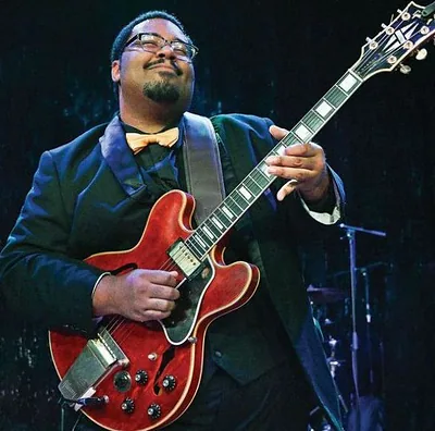 D.K. Harrell & band — photo 1