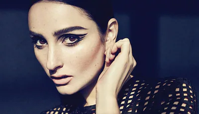 BANKS — foto 4