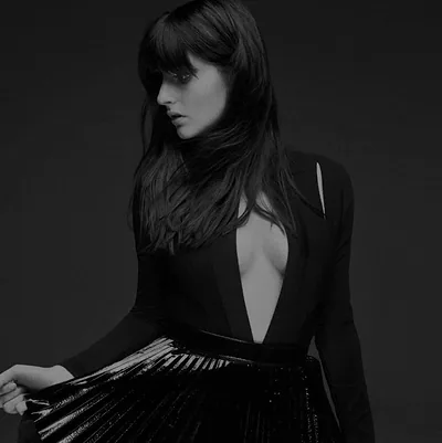 BANKS — foto 3