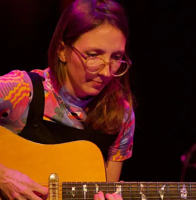 Mary Halvorson — photo 2