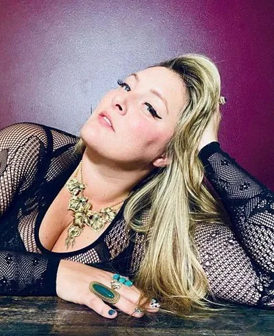 Caitlin Krisko & The Broadcast — photo 1