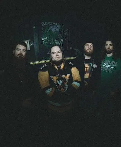 Cruel Bomb — foto 1