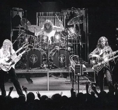 RUSH — photo 2