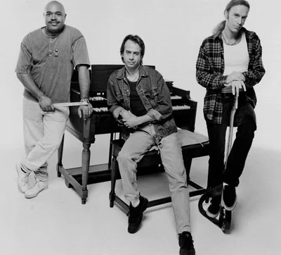 Dennis Chambers — foto 1