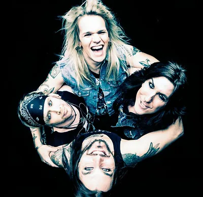 Reckless Love — foto 3