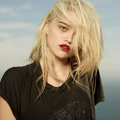Sky Ferreira — foto 3