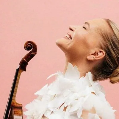 Mari Samuelsen — photo 1