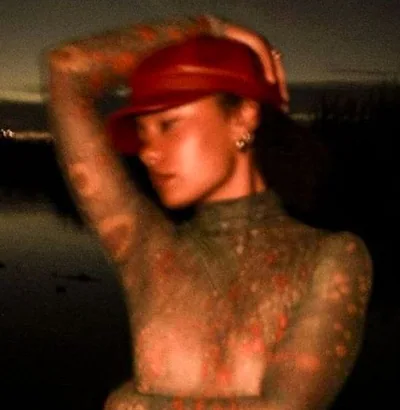 Sydney Lowell — foto 1