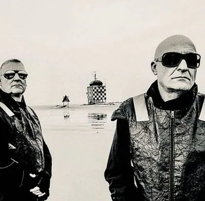 Front 242 — foto 1
