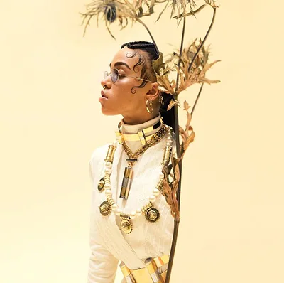 FKA twigs — photo 4