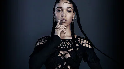 FKA twigs — photo 5