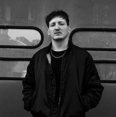 Lukas Firtzer — foto 1