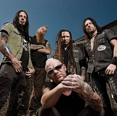 Five Finger Death Punch — foto 2