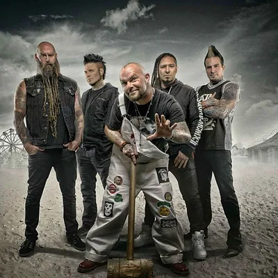Five Finger Death Punch — foto 4