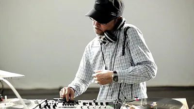 DJ Krush — foto 6