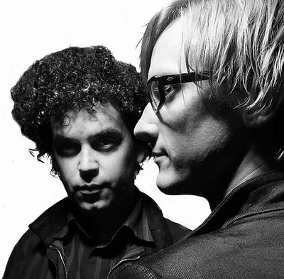 Simian Mobile Disco — foto 2