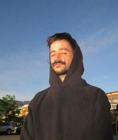 Camilo — foto 1