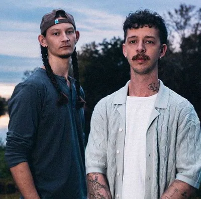 Crowe Boys — photo 1