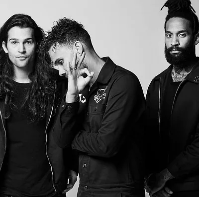 FEVER 333 — photo 3