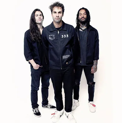 FEVER 333 — foto 4