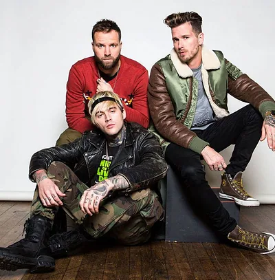 Highly Suspect — photo 3