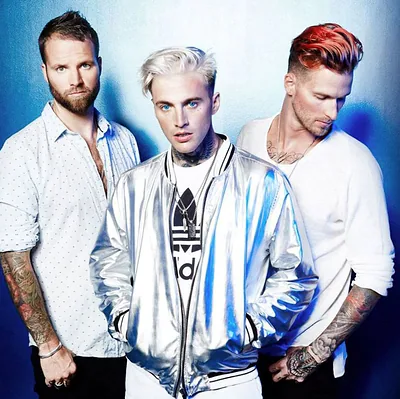 Highly Suspect — photo 4