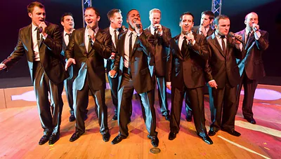 Straight No Chaser — photo 1