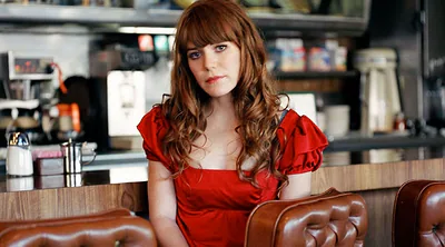 Jenny Lewis — photo 3