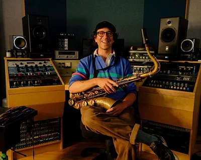 Joseph Shabason — photo 1