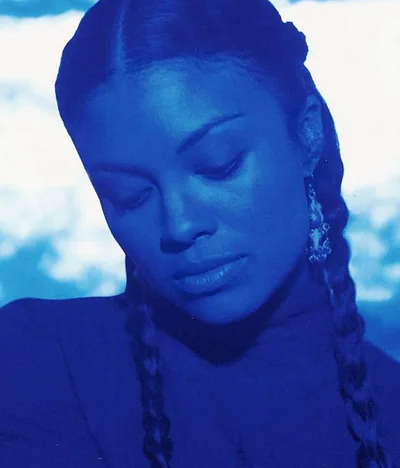 Amel Larrieux — foto 2