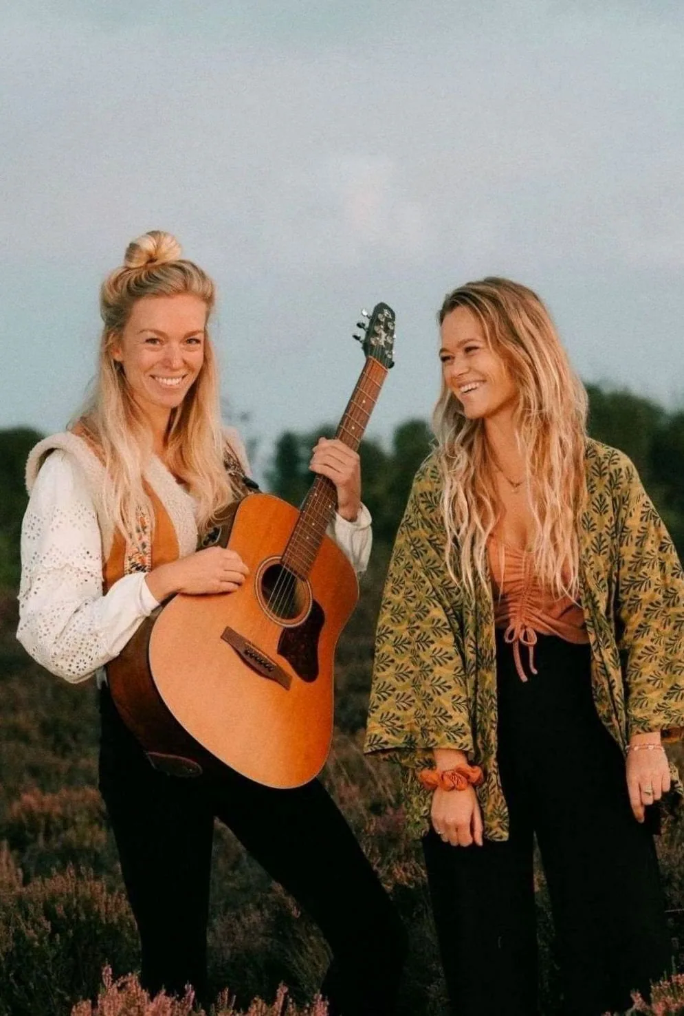 Anouk & Yora