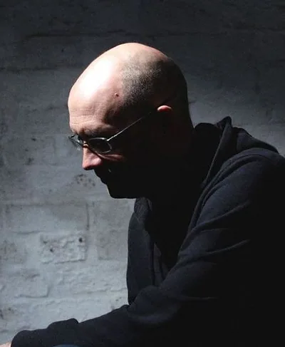 Ben Crosland — foto 1