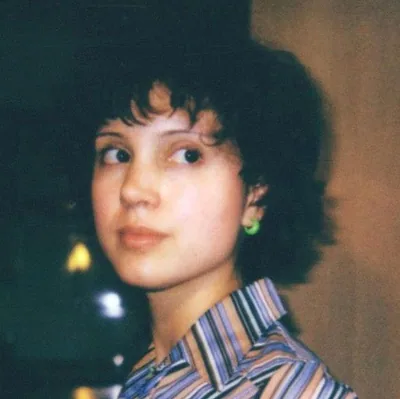 Liana Flores — photo 2