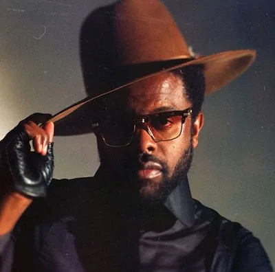 Adrian Younge — foto 1