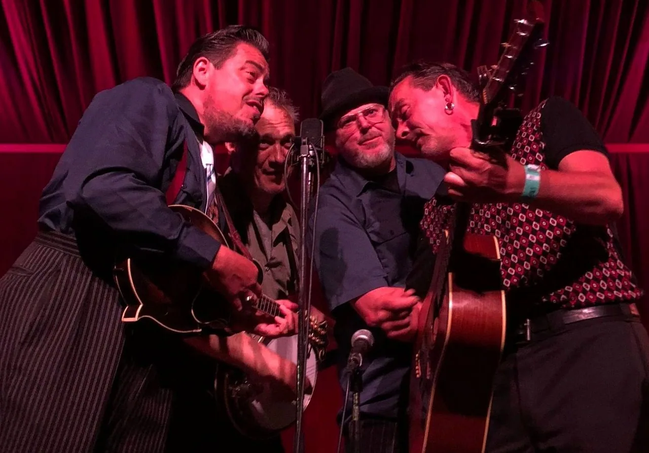 Blue Grass Boogieman — achtergrondafbeelding
