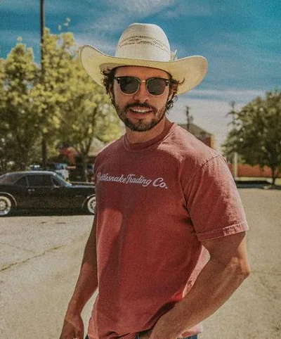 Josh Meloy — foto 1