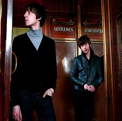 The Last Shadow Puppets — photo 2