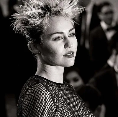 Miley Cyrus — foto 6