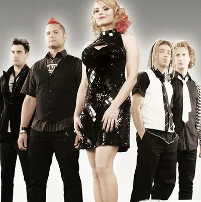 Taxi Doll — foto 1