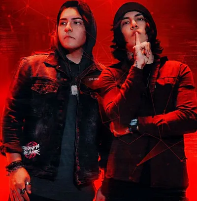 Beyond Unbroken — foto 3