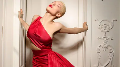 Elena Tsagrinou — foto 2